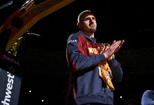 约基奇谈牺牲精神：若需要我为队友做45次掩护我会做 这是我职责