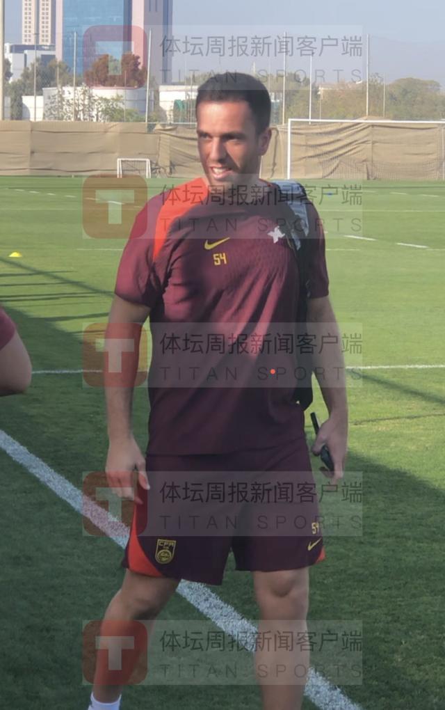 mk体育APP-塞尔吉尼奥迪拜会合国足 战沙特能否出场仍无定论