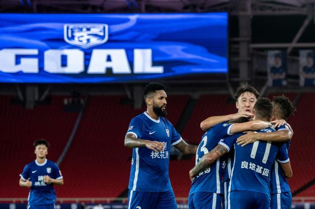 mk体育APP-中超半程总结：小幅复苏洗牌进行时 京沪走向何方？