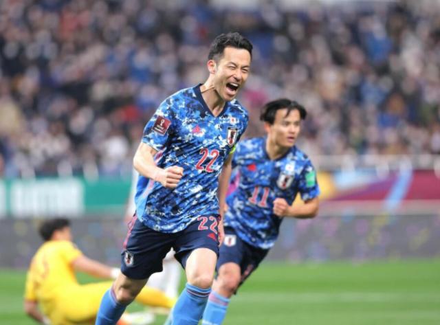 mk体育官网-【世预赛】日本队2球被吹1比1越南 国足锁定小组第5