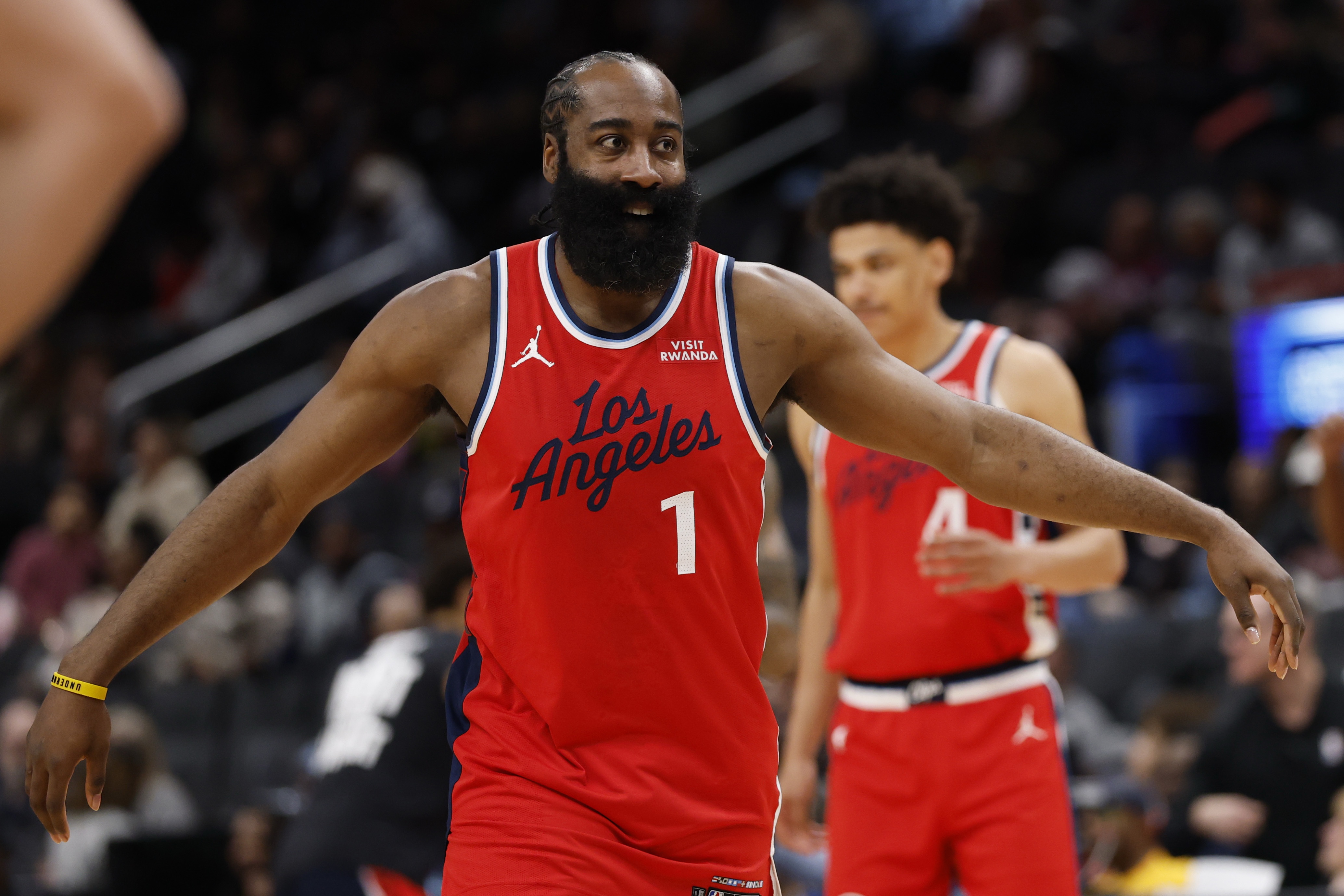 mk体育下载-哈登谈近17战14胜：这种感觉一直都在 我们还可以继续进步